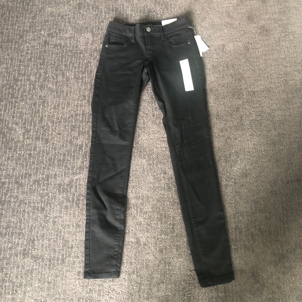 black skinny jeans